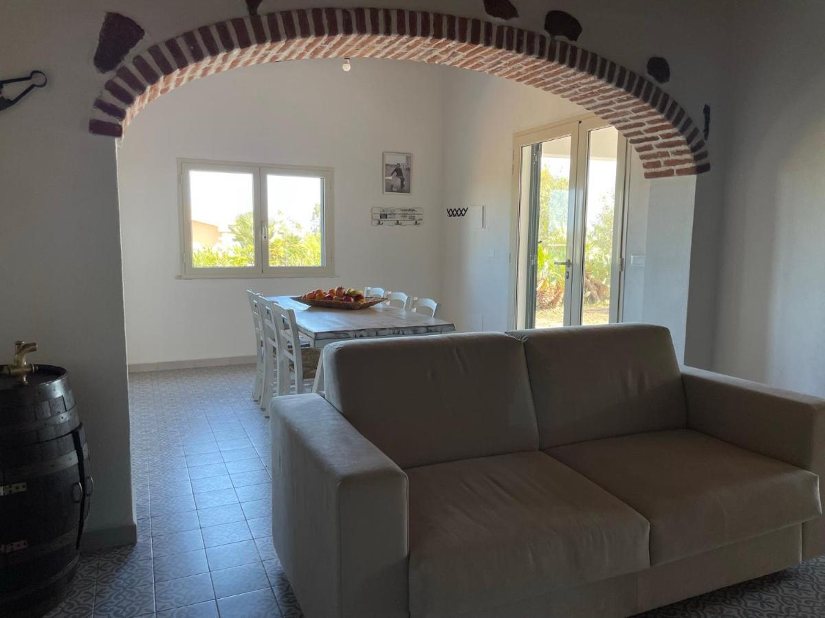 Casa Vacanze Gollei, 奥罗塞伊 外观 照片