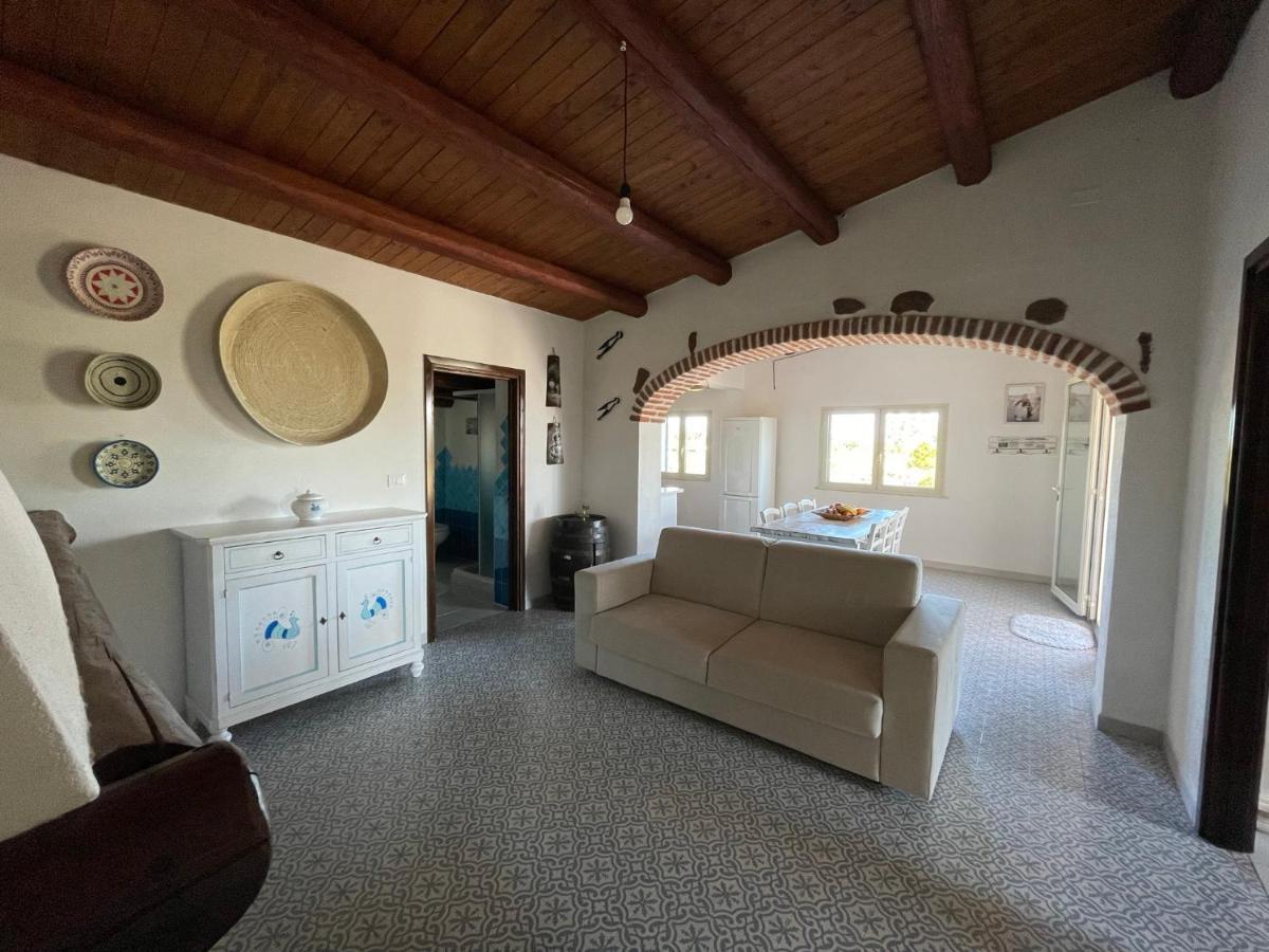 Casa Vacanze Gollei, 奥罗塞伊 外观 照片