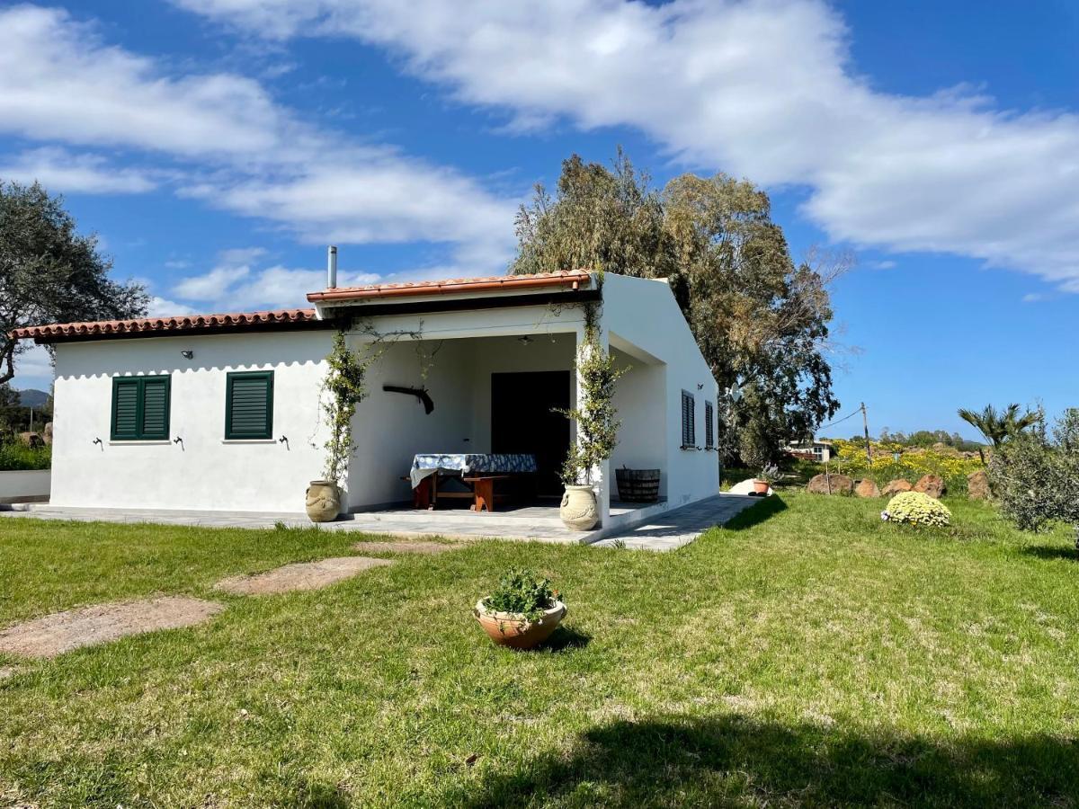 Casa Vacanze Gollei, 奥罗塞伊 外观 照片