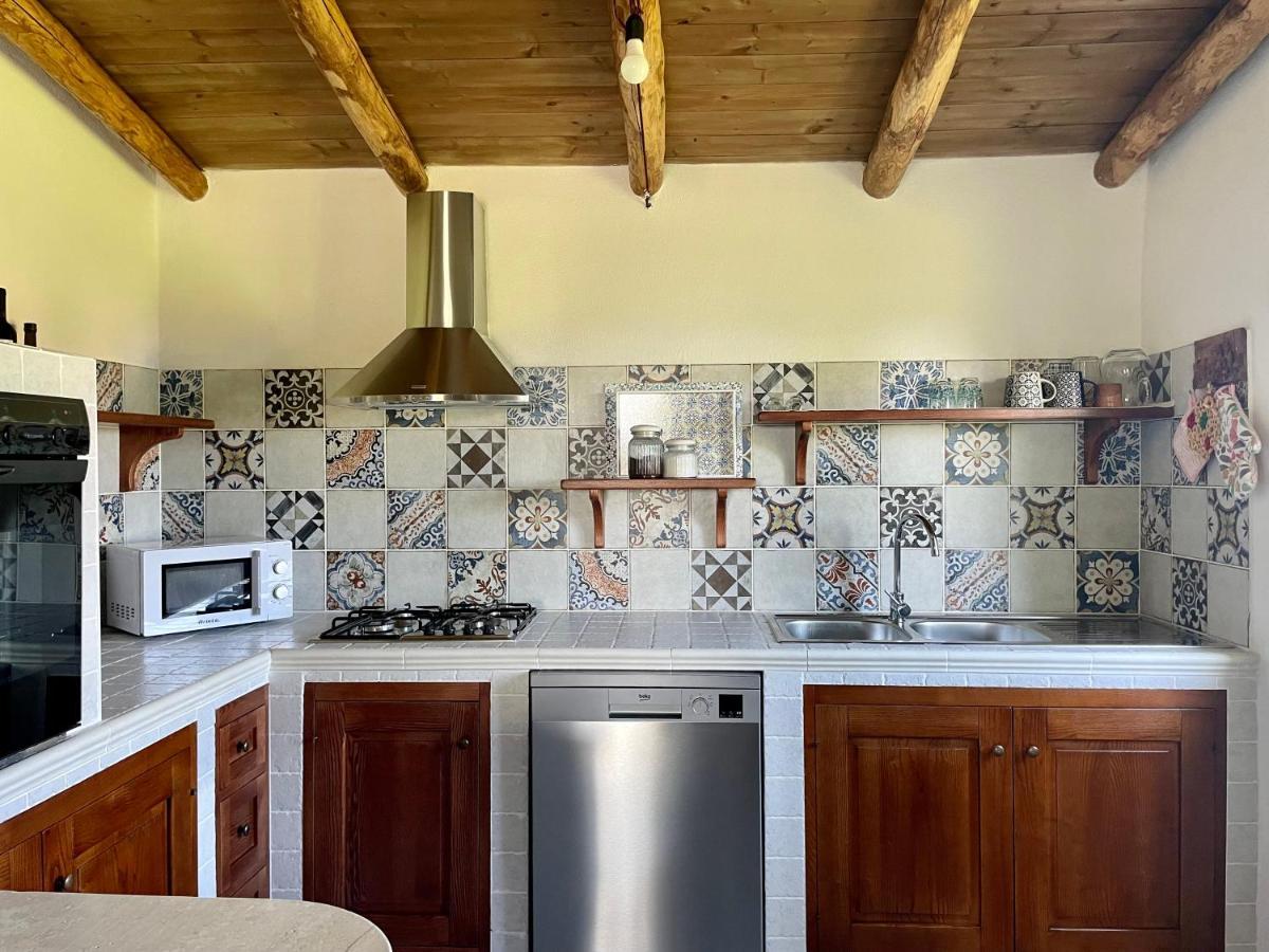 Casa Vacanze Gollei, 奥罗塞伊 外观 照片